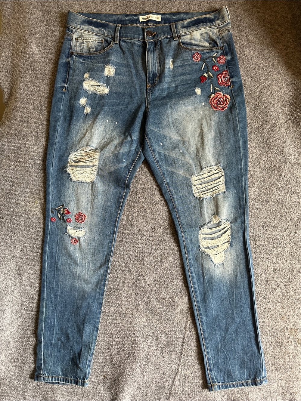 Mudd Distressed Blue Embroidered Rose Skinny Jeans size 17 western boho festive